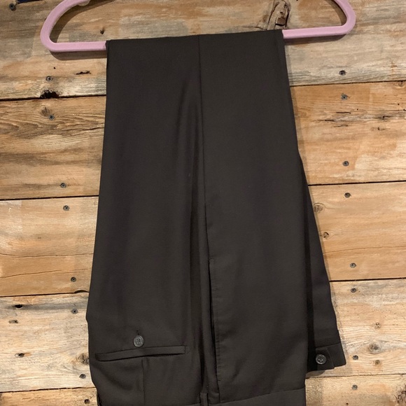 Parc 81 suit - Picture 4 of 5